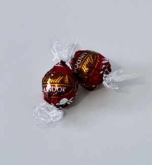 2x Lindt Lindor Double Chocolate